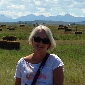 Meet your Posher, Linda